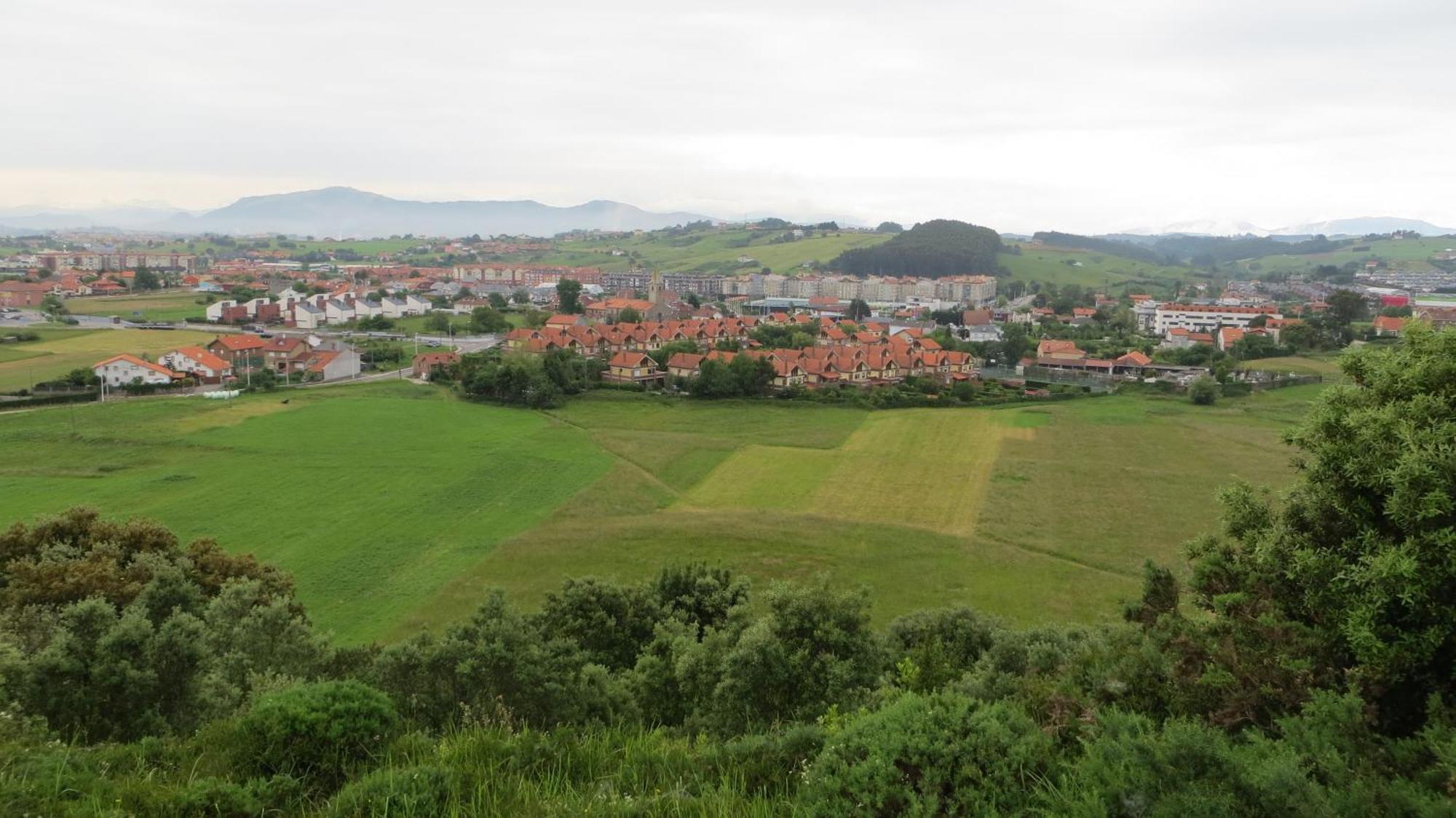 Villa Casa Grande Con Jardin Santa Cruz De Bezana Esterno foto