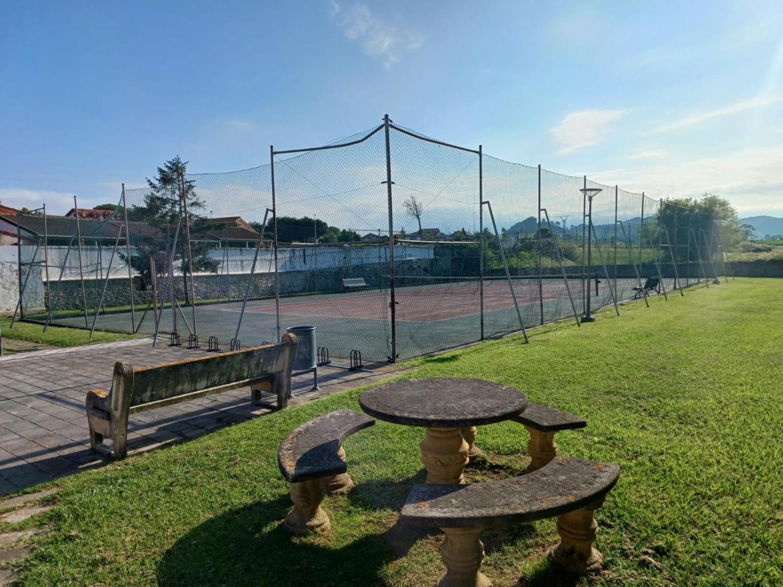 Villa Casa Grande Con Jardin Santa Cruz De Bezana Esterno foto
